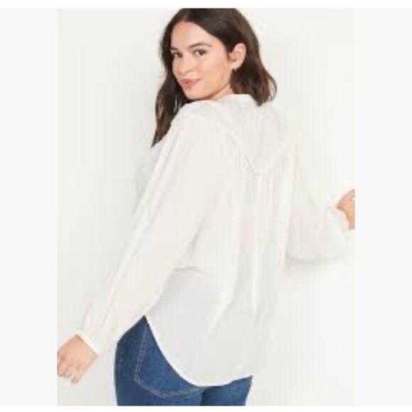 Old Navy Oversized Crochet Pop Pom Dolman Sleeve Blouse - Picture 2 of 8